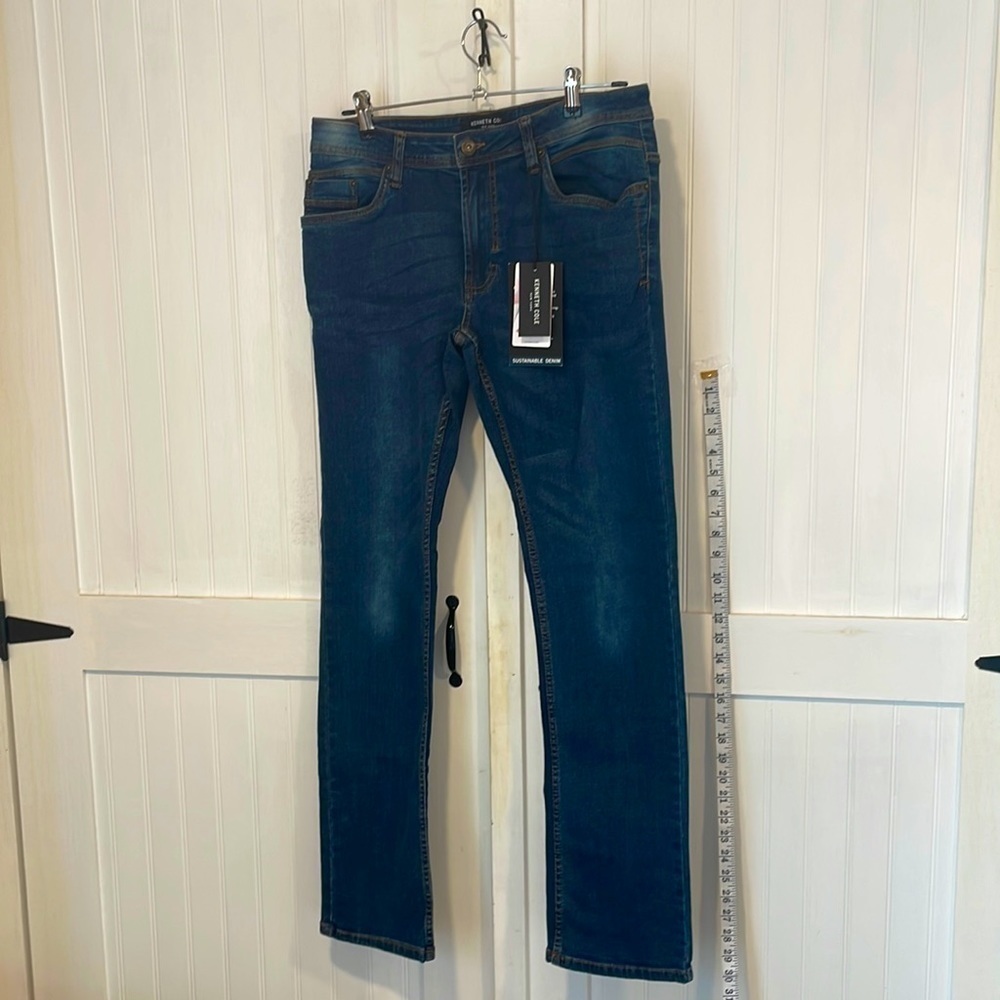 Kenneth Cole slim fit sustainable, slim fit, blue jeans, size 32X 32
